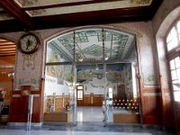 Valencia train station