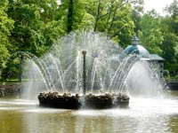 Peterhof palace Sunflower fountain