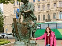 The Carpenter (monument to Peter the Great), St. Petersburg  Anna is rubbing the feet for good luck : Anna Stenson